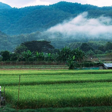 Bantaphan Homestay Nan Exterior photo
